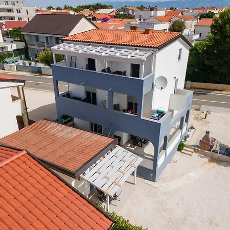 Najam Skundric Apartament Vir